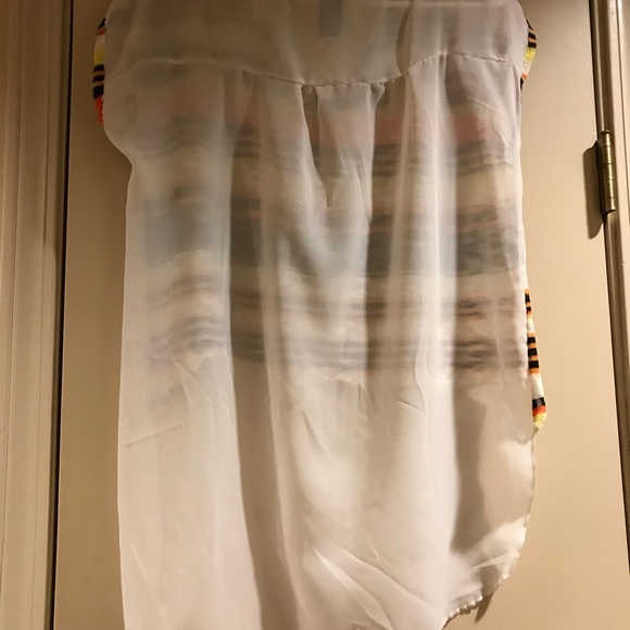 💥NWT Hi-Lo Sheer Top💥 - Picture 3 of 3